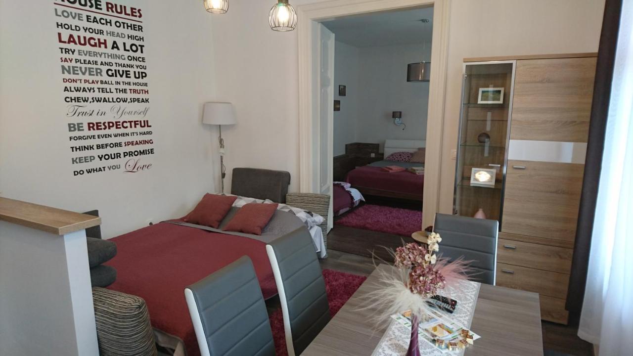 Nobilis Apartman Eger Eksteriør bilde